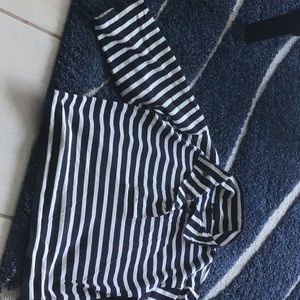 Blue/white stripe top
